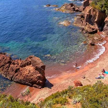 Bastidon L'arc En Ciel * Fréjus